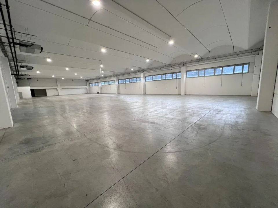 Superfici industriali da 600 a 1'600 mq frazionabili – Foto 6 von 7