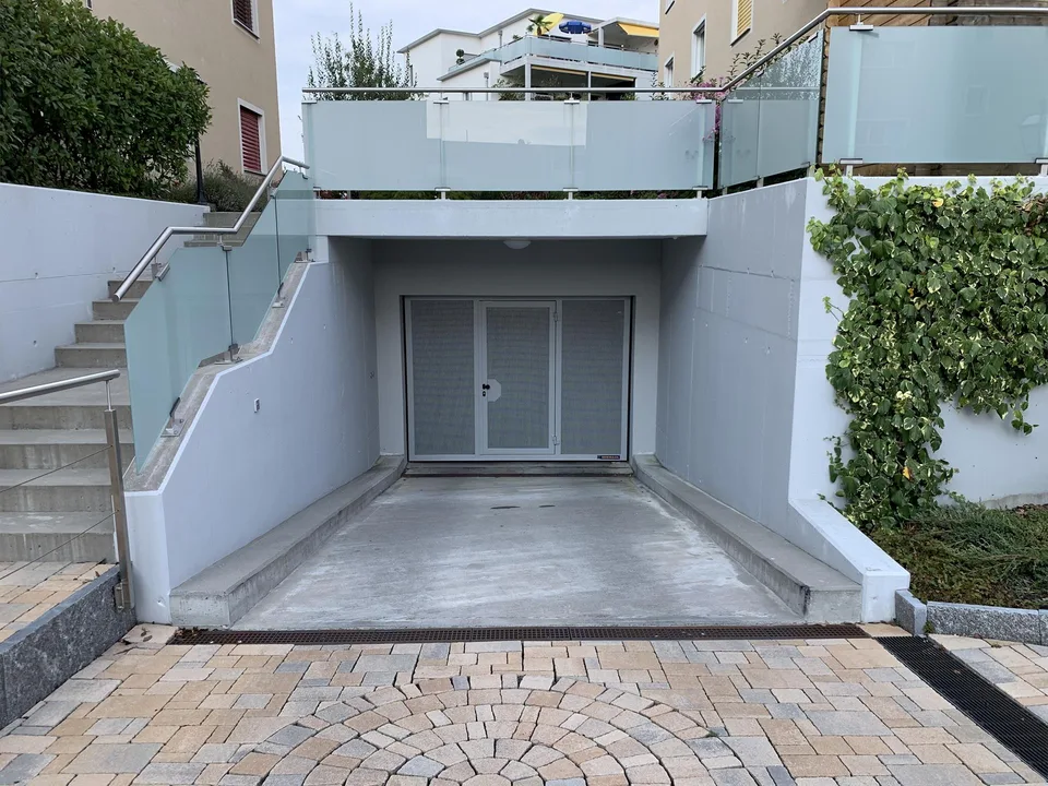 Tiefgaragenplatz zu vermieten