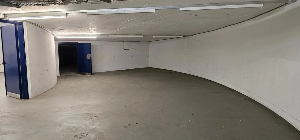 Dépôt proche du Flon – Foto 7 von 8