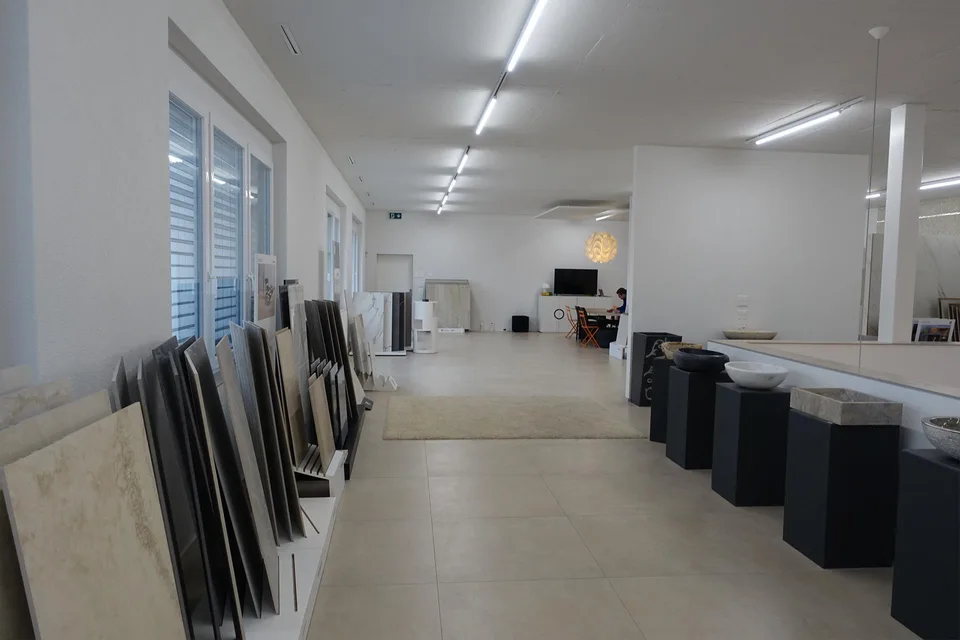 Gewerberaum zu vermieten - auch Gesamtfläche bis zu 840m2 möglich!