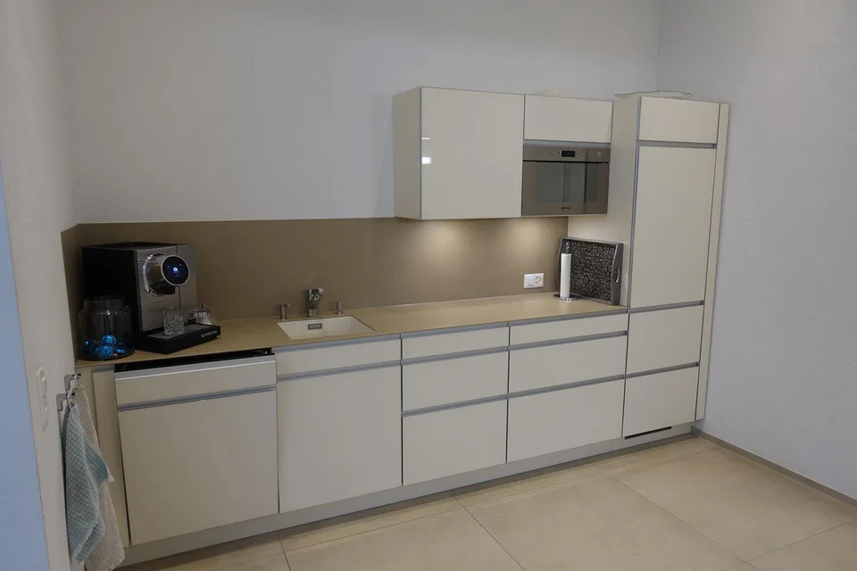 Gewerberaum zu vermieten - auch Gesamtfläche bis zu 840m2 möglich! – Foto 10 von 13