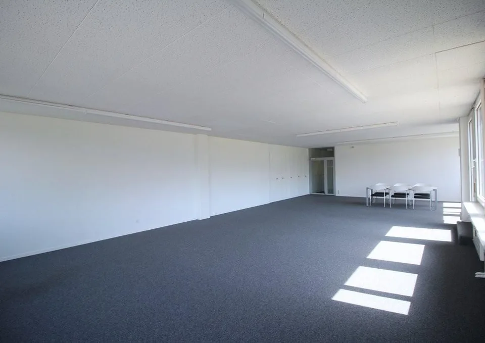 95m² Büro, 8953 Dietikon