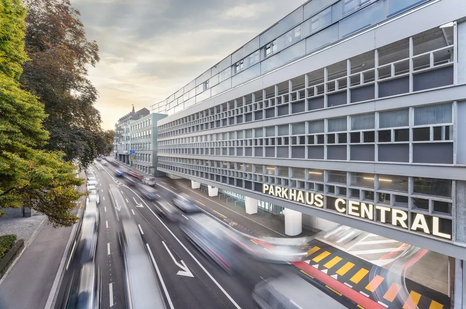 Zentraler Parkplatz in St. Gallen  24/7, breite Parkplätze, ab CHF ...