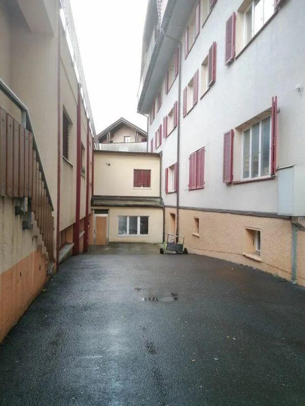 Grosszügige Lagerfläche in Bahnhofsnähe Seewen