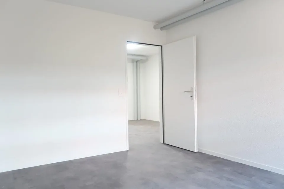 Helles, neu saniertes Büro - modern, komfortabel, bereit für Ihr Team