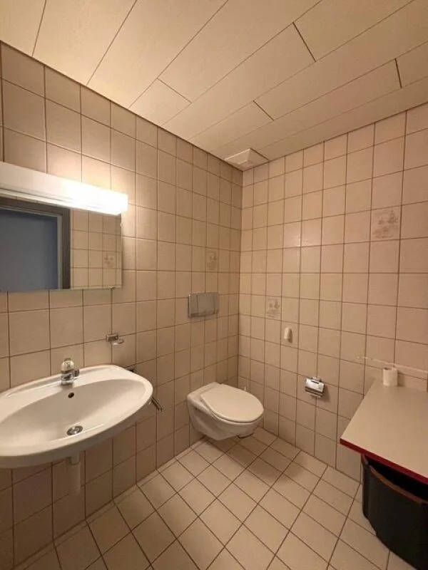 Praktische Büroräumlichkeiten in Bahnhofsnähe Seewen