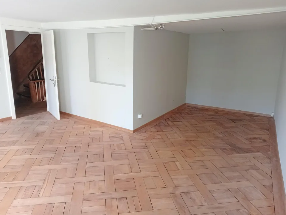 Raum für Büro oder Atelier zu vermieten