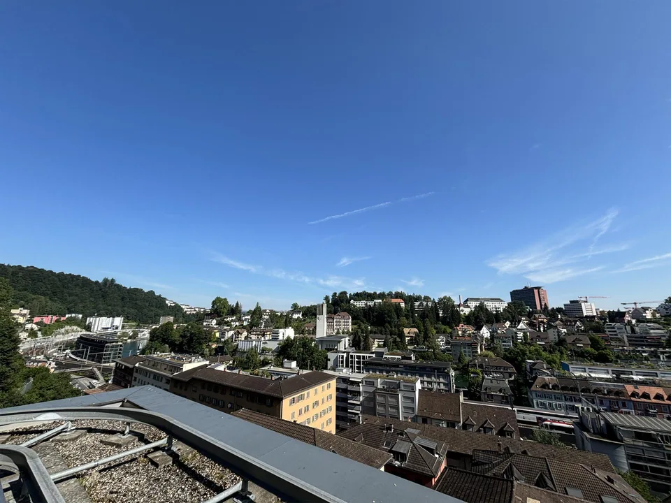Ehemaliges Schulhaus in Luzern – Vielseitige Gewerbe- und Büronutzung – foto 9 di 9