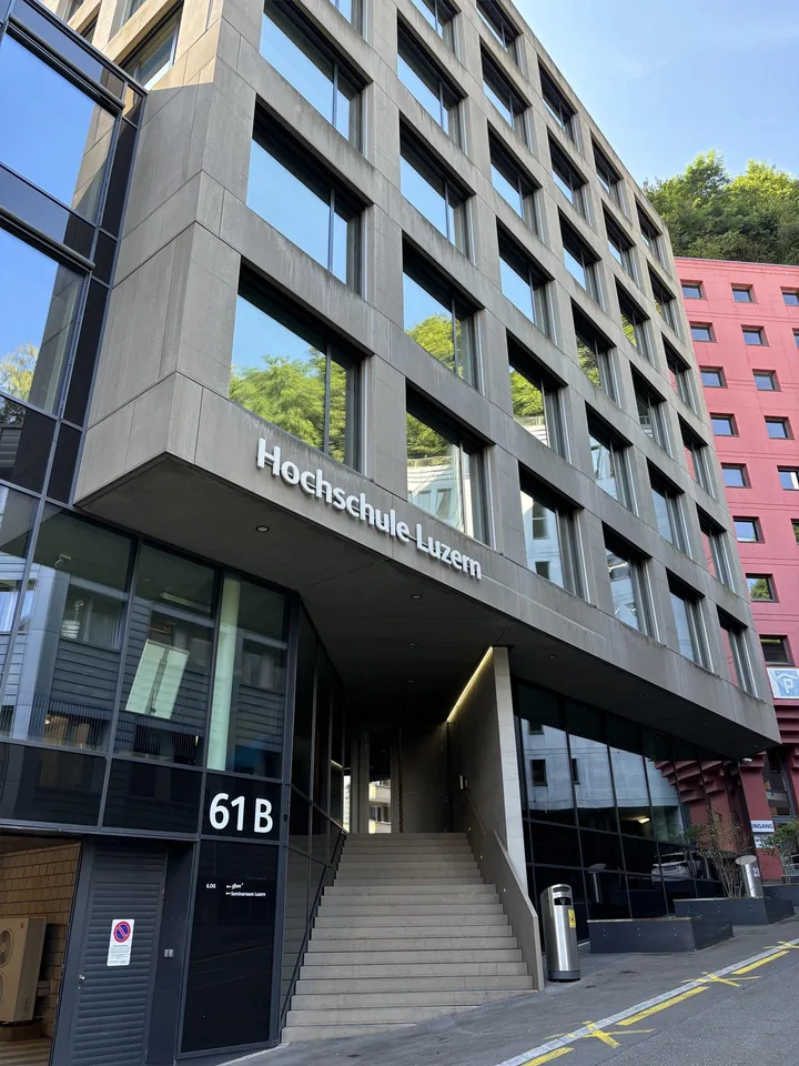 Ehemaliges Schulhaus in Luzern – Vielseitige Gewerbe- und Büronutzung