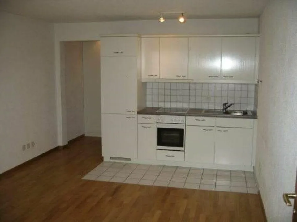 Zweckmässige möblierte Studiowohnung vor der Skipiste