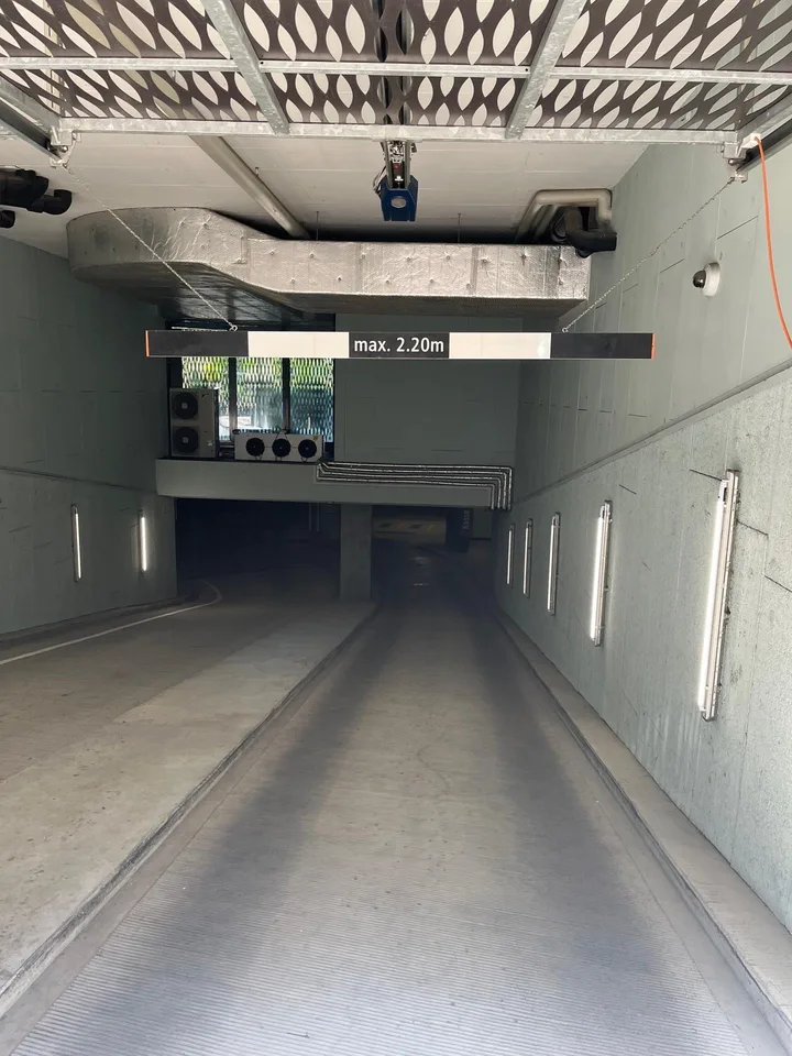 Einstellplatz in Tiefgarage, mit E-Ladestation
