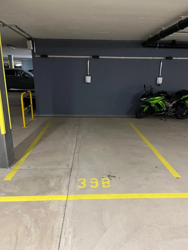 Einstellplatz in Tiefgarage, mit E-Ladestation