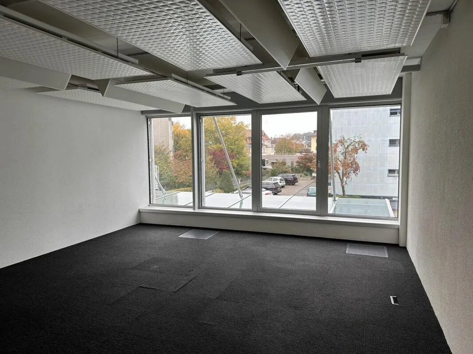 Gewerbeflächen an idealer Lage – photo 7 sur 13