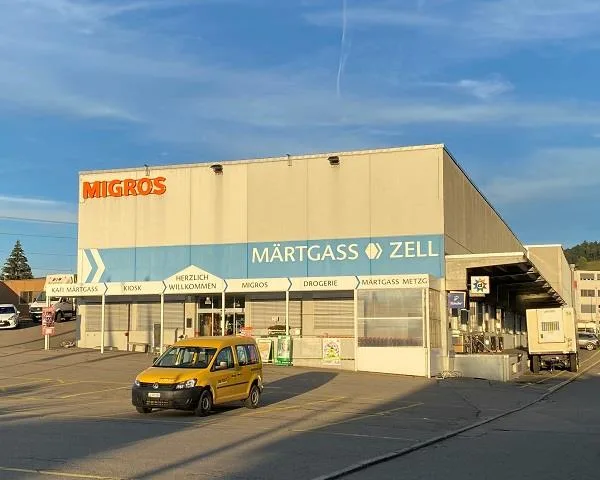 Grosszügige Lagerfläche zu Vermieten!