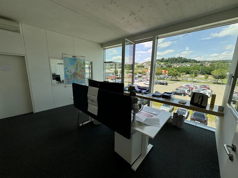 Zentrale Büro- und Gewerbefläche zu vermieten! – Foto 11 von 23