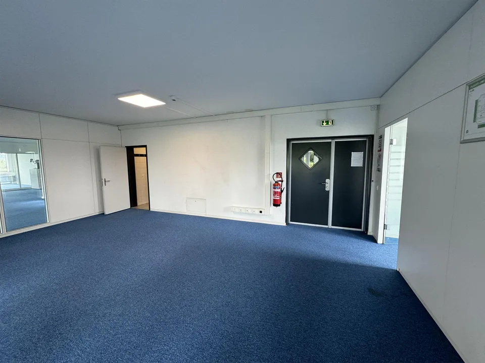 Günstige, helle und zentrale Bürofläche zu Vermieten! – Foto 14 von 14
