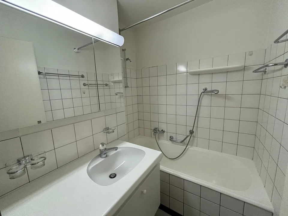 befristet bis 31.01.2027 eine 4.5-Zimmerwohnung in Kehrsatz