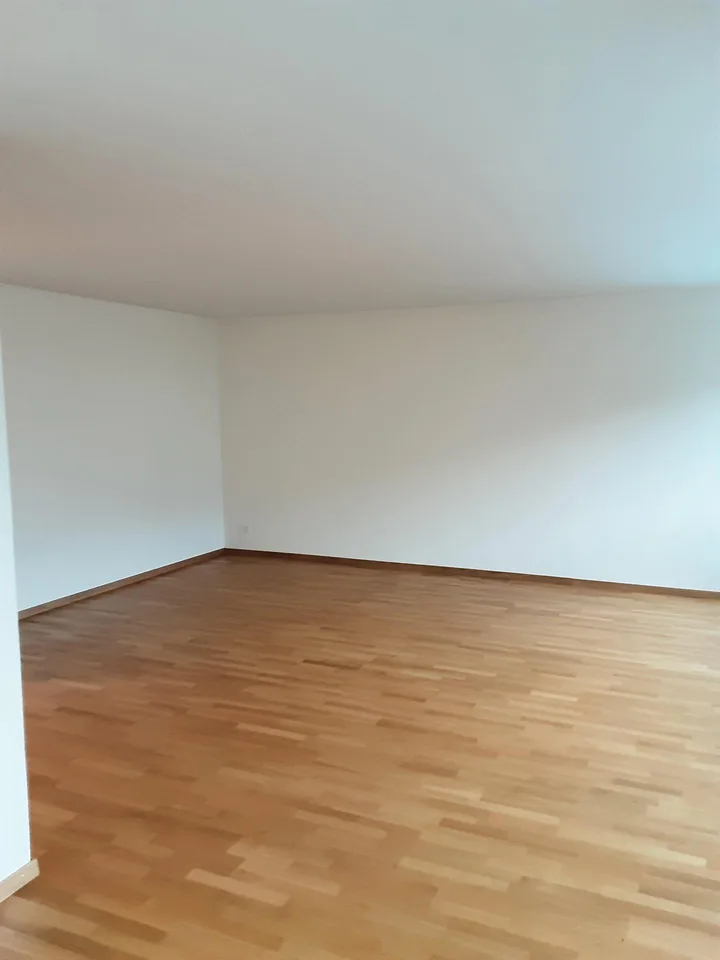 befristet bis 31.01.2027 eine 4.5-Zimmerwohnung in Kehrsatz