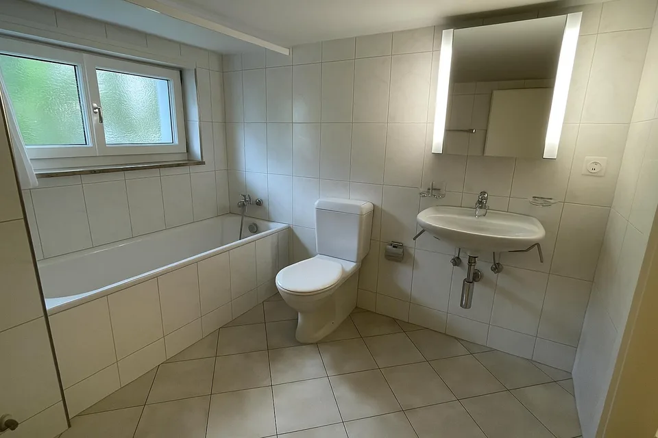 2.5 Zimmer-Maisonettewohnung an ruhiger Lage in Rotmonten – foto 11 di 12