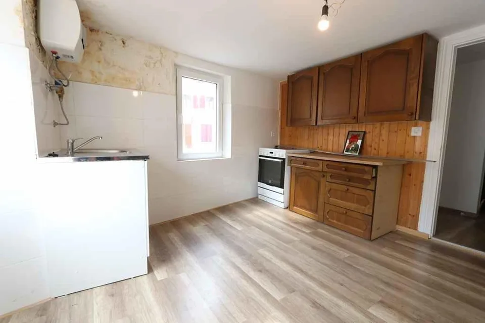3 1/2-Zimmer-Wohnung im Erdgeschoss / Appratamento di 3 1/2 locali...