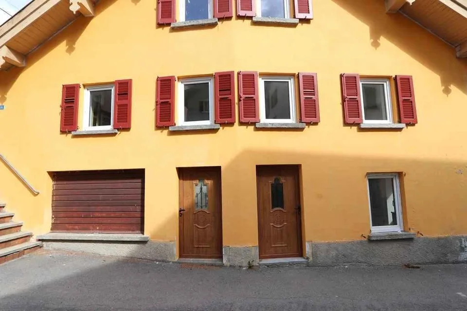 3 1/2-Zimmer-Wohnung im Erdgeschoss / Appratamento di 3 1/2  locali...