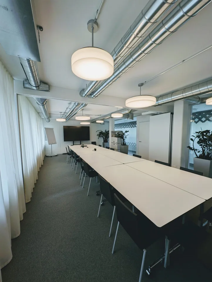 Moderne, voll ausgebaute Büroflächen bei Innovationspark
