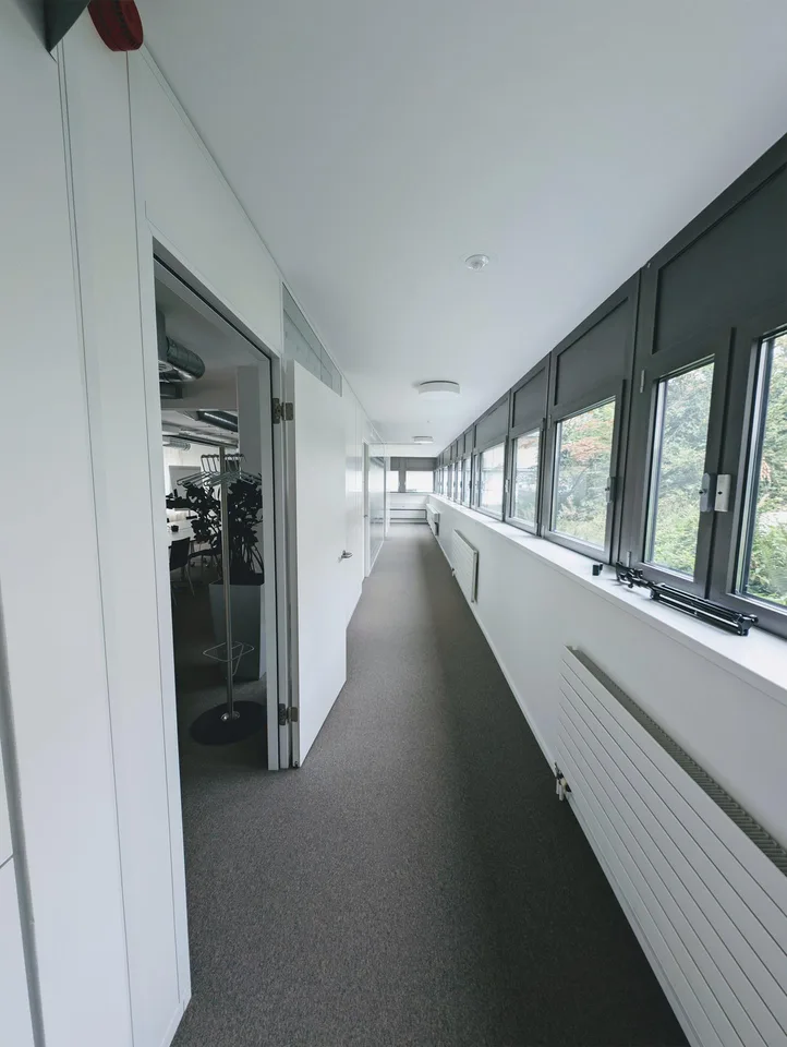 Moderne, voll ausgebaute Büroflächen bei Innovationspark