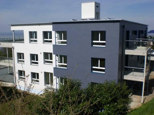Wohnen über dem Bodensee in Minergiehaus