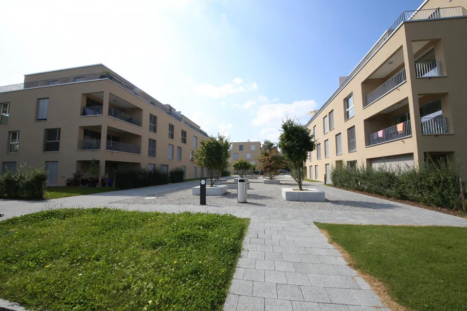 Tiefgaragenplatz zu vermieten
