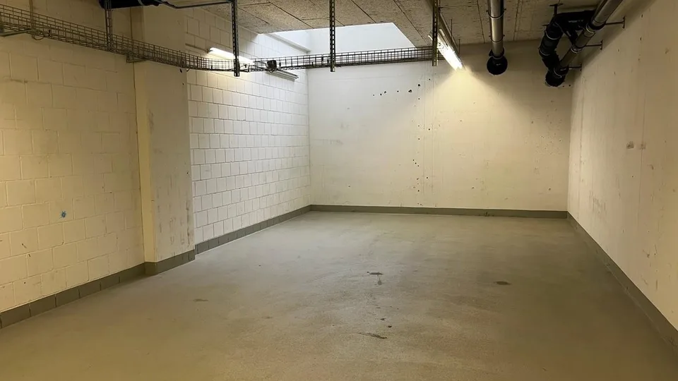 Lagerräume zwischen 40-208 m² im 1. UG