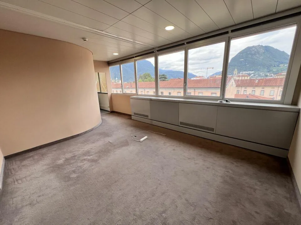 Ufficio moderno in centro a Lugano
