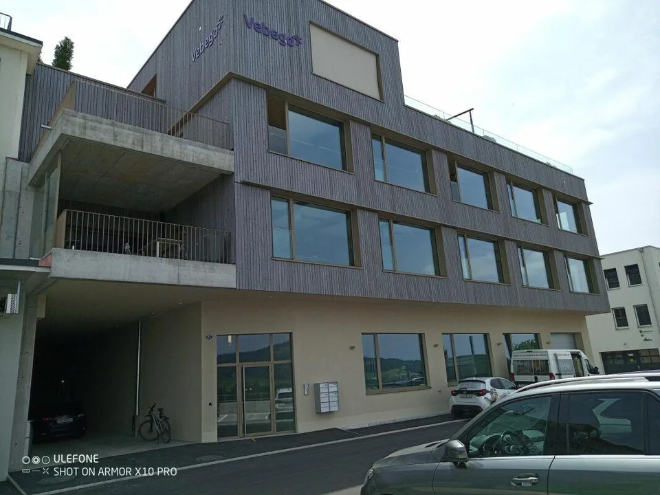 Neubau Büro-/Gewerberaum mit guter Warenlogistik