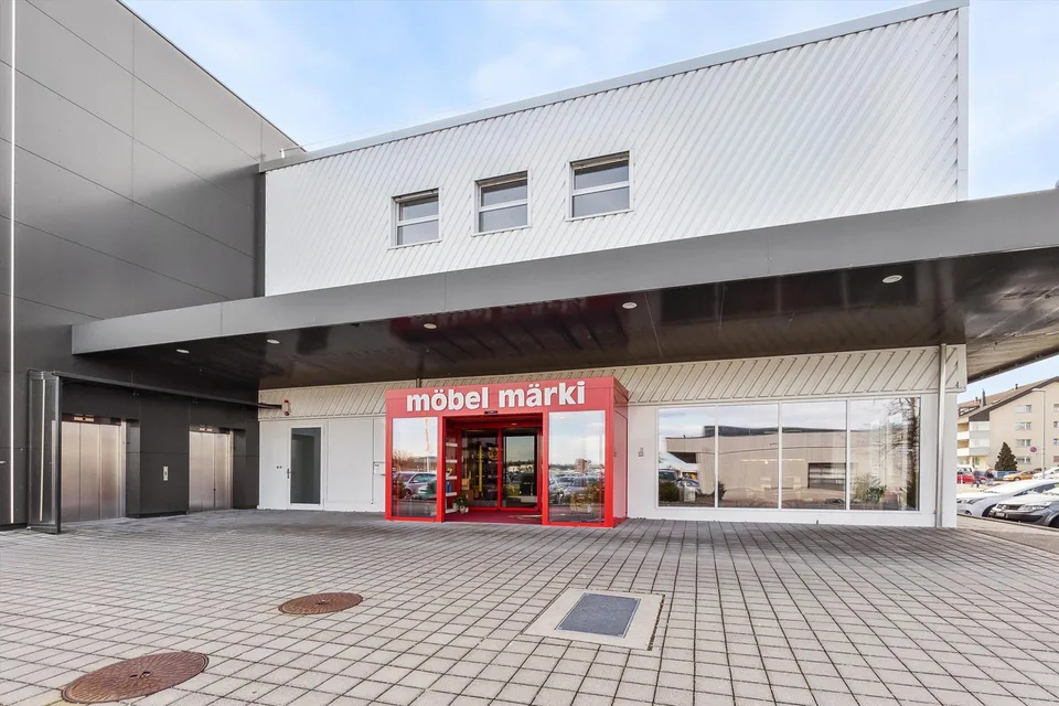 Attraktive 249 m2 Retailfläche im Fachmarkt mit spannendem Mietermix