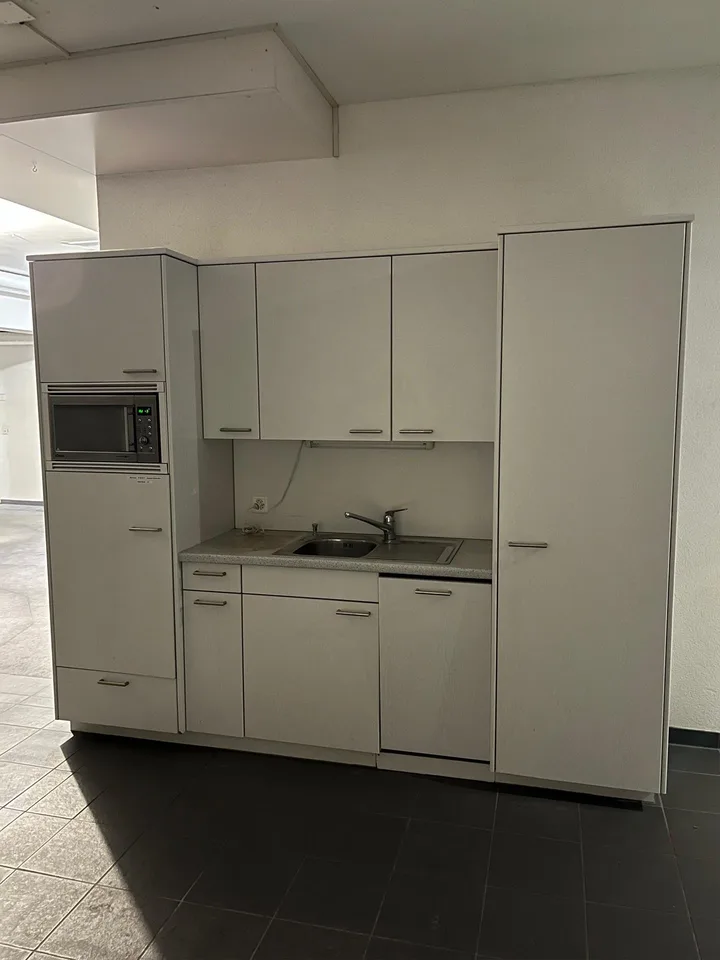 1. UG Ladenfläche/ Verkaufsfläche / Pop-Up Store / Lagerfläche