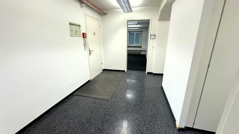 Grosszügige Bürofläche bei der Messe Basel zu vermieten