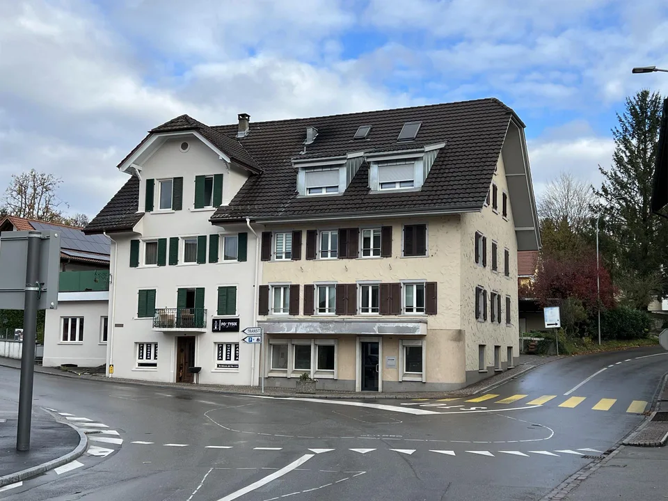 Grosser und geräumiger Gewerberaum/Büro an zentraler Lage in Mellingen