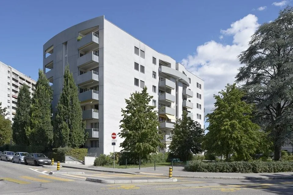 Places de parc intérieures à la Servette