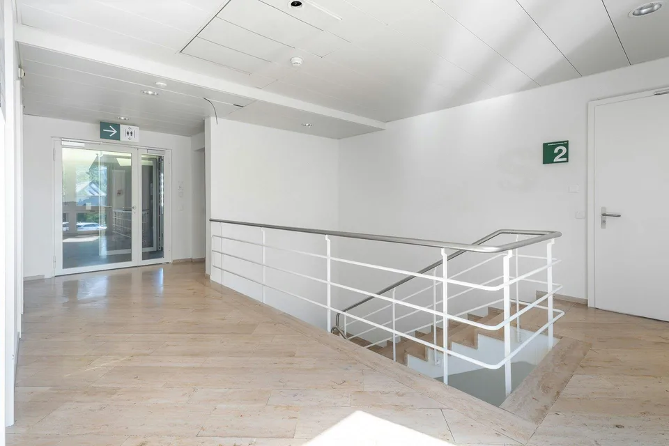 Bezugsfertige, hochwertig ausgebaute Büroflächen in Flughafennähe!