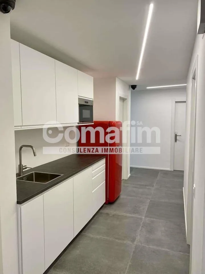 Ufficio ammobiliato tutto incluso a Lugano