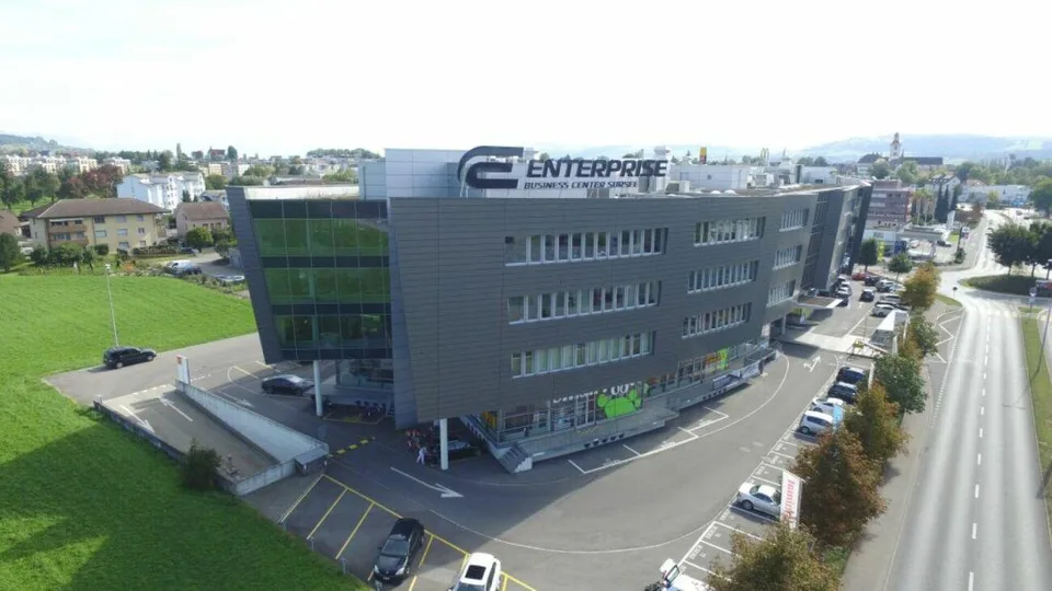 Aussenparkplätze zu vermieten