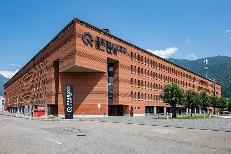Uffici di varie metrature, frazionabile, in sede funzionale e prest...