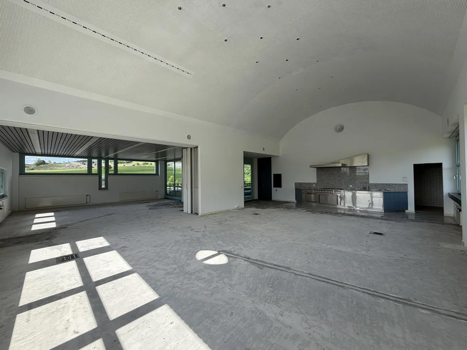 Büro / Atelier / Schulungsraum / Gewerberaum mit Küche im Dachgeschoss – Foto 11 von 17