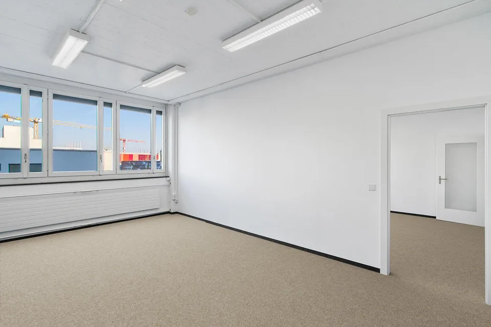 Bezugsbereite Bürofläche direkt am Bahnhof Glattbrugg