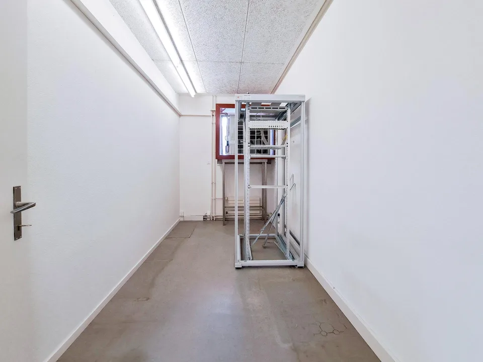 Grosszügige Büroräumlichkeiten 200m2 – photo 10 of 11