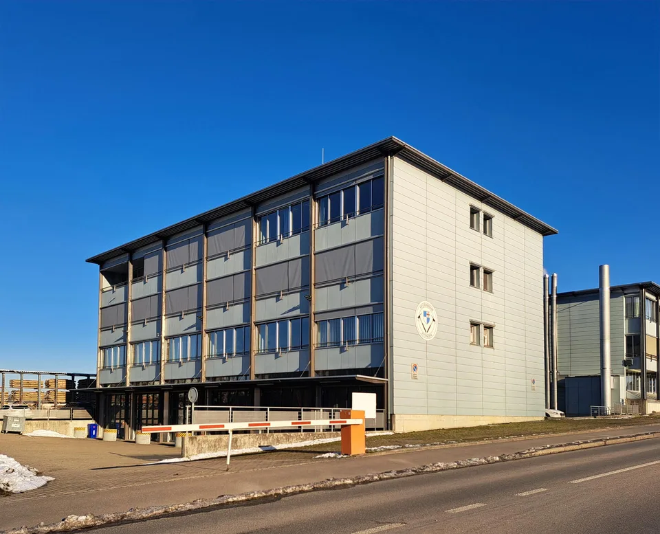 Grosszügige Büroräumlichkeiten 200m2