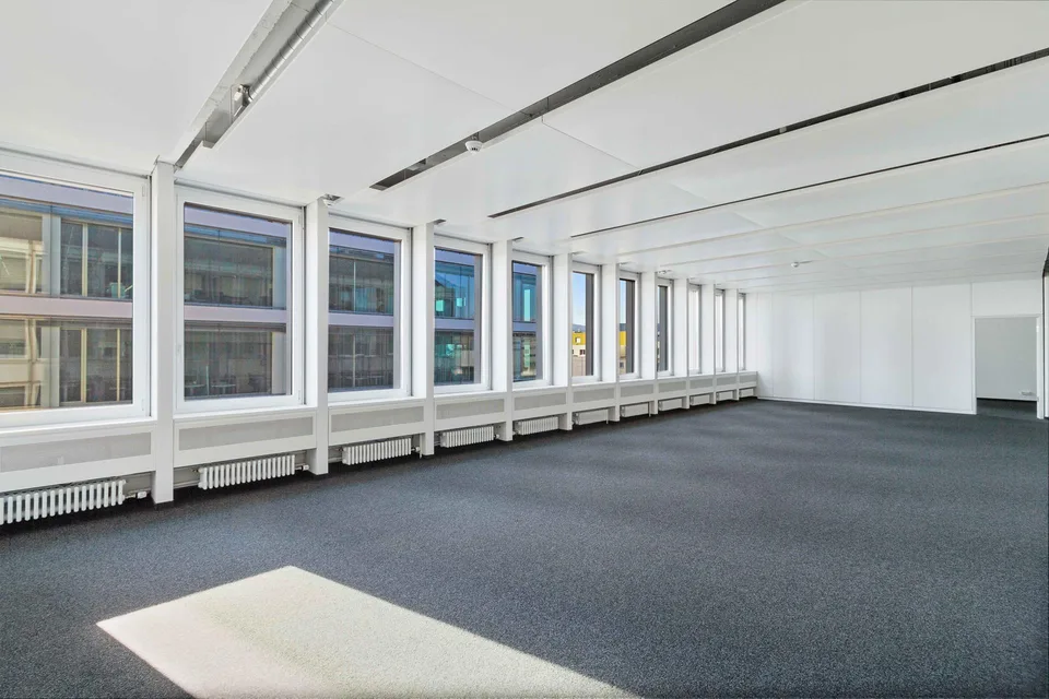 Praktisches Kleinbüro am Bahnhof Glattbrugg