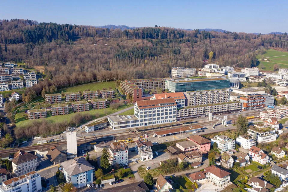 Attraktive Gewerbe- und Büroflächen direkt am Bahnhof Horgen Oberdorf