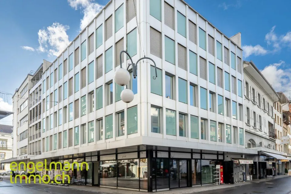 Zentrale Büroflächen von 62 m2 bis zu 282 m2 / Bureaux au centre-vi...