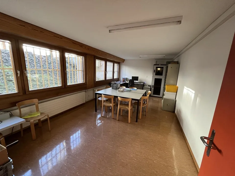 300m² Gewerbe, 8253 Diessenhofen – photo 11 sur 13