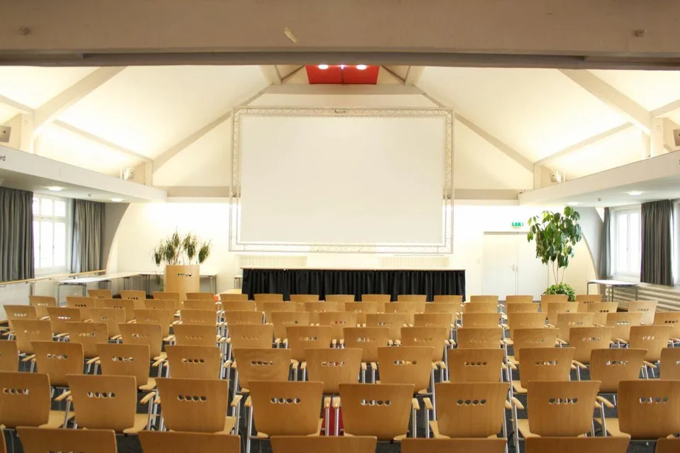 Attraktive Büroräume bis 200 m2 zu vermieten – photo 8 sur 9